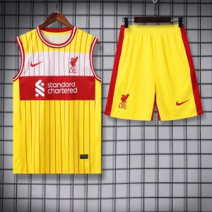 2024/2025 Liverpool Pre-match Training Yellow-Red Jersey+Shorts  1:1 Thai Quality