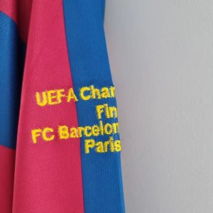 2005/2006 Retro Long Sleeve Barcelona Home Football Shirt 1:1 Thai Quality