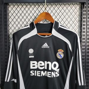 2006/2007 Retro Long Sleeve Real Madrid Away Football Shirt