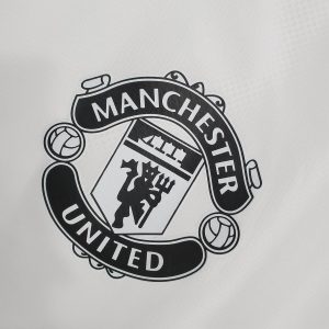 2021/2022 Manchester United Jersey Windbreaker White