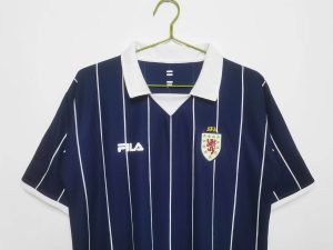 2002/2003 Retro Scotland Home Football Shirt