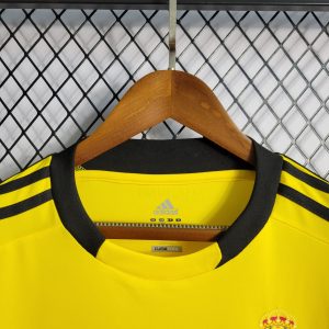 2011/2012 Retro Real Madrid Yellow Goalkeeper Football Shirt