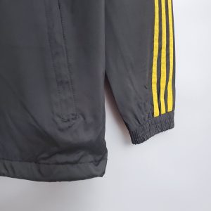 2021 Real Madrid Jersey Windbreaker Black(White-Yellow Edge)